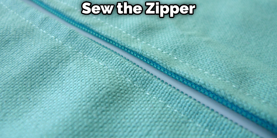 Sew the Zipper